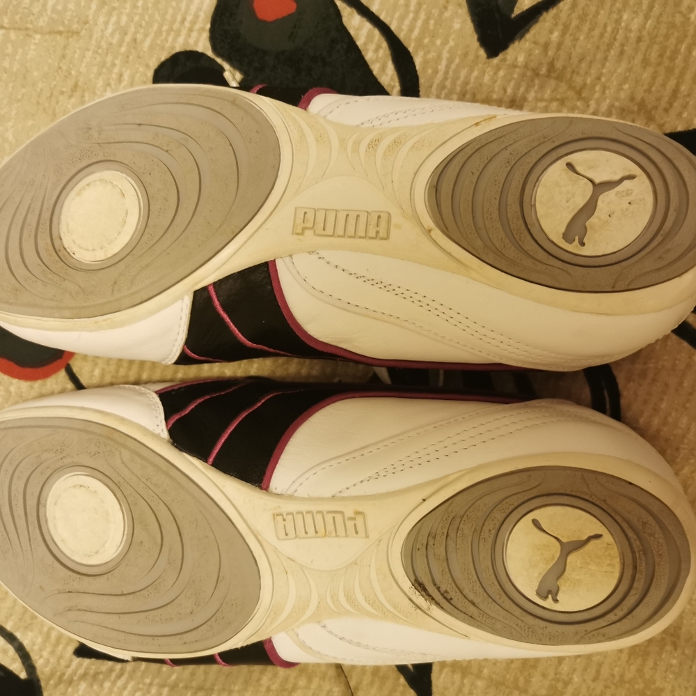 Sneakers - Picture 3 of 3
